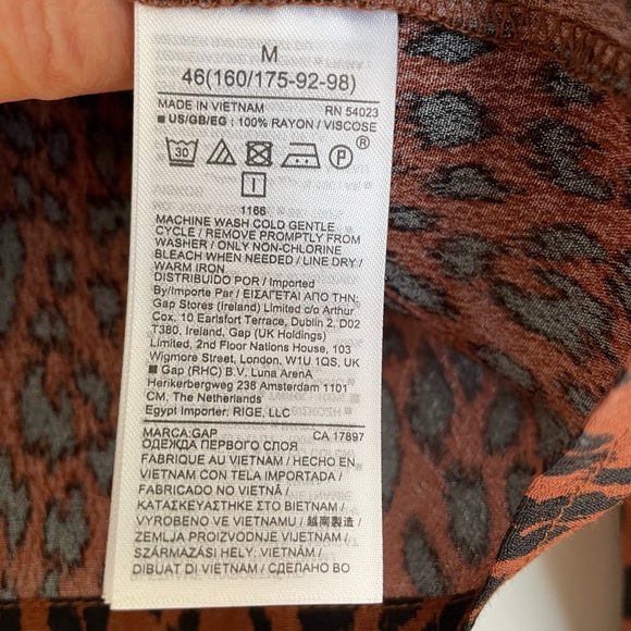 Gap animal print blouse - Picture 4 of 5